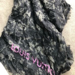 Louis Vuitton Scarf